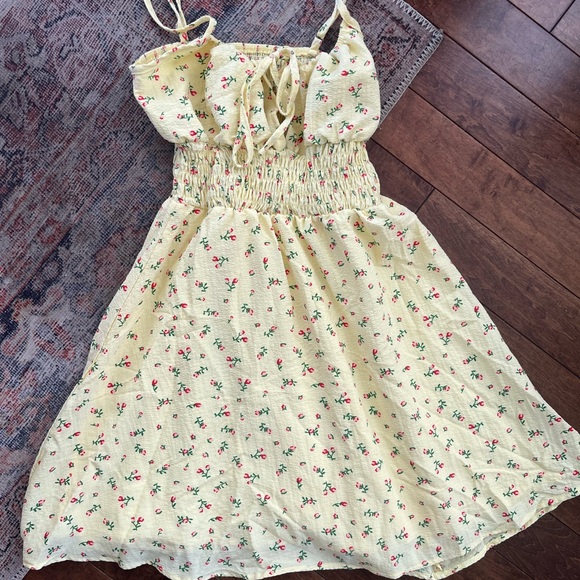 Yellow stretchy sun dress - Picture 4 of 6